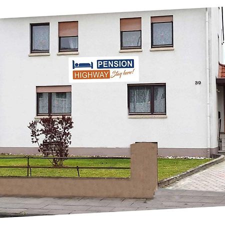 Pension Highway Bünde エクステリア 写真